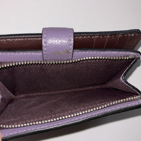 COACH Purple Leather Medium Bifold Wallet Corner Zip Coach Purple Wallet - Picture 11 of 16